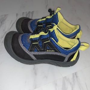 Boys Northside Water Shoes Great Condition